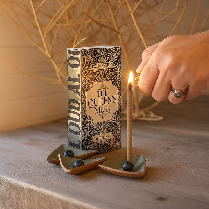 Al Oud The Queens of Musk Incense Sticks - A Regal Musky & Powdery Fragrance | Best Agarbathi for a Luxurious Ambiance
